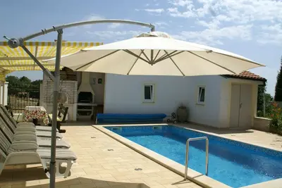 Image de Appartement confortable à Vinkuran à proximité de la plage