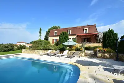 Image de Maison de vacances confortable avec piscine