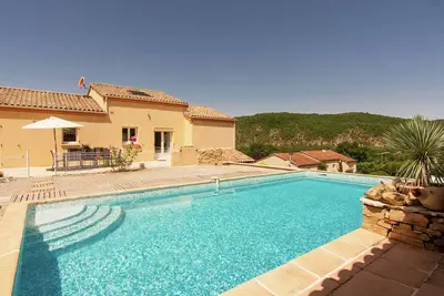 Image de Villa paisible à Calamane avec piscine privée