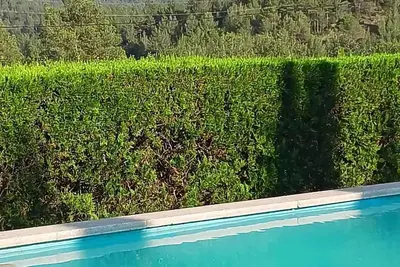 Image de Gîte en Catalogne avec piscine et jardin meublé