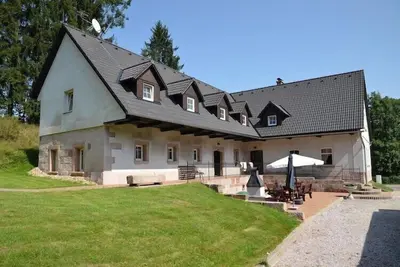Image de Appartement moderne à Vidochov avec piscine