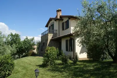 Image de Maison à Bettona avec Piscine près d'Assise