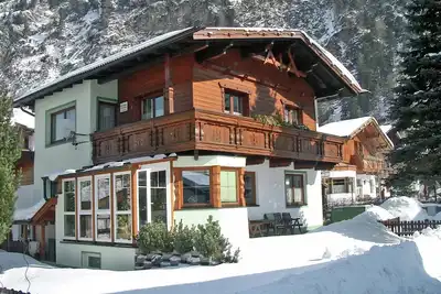 Image de Appartement moderne à Längenfeld près du domaine skiable