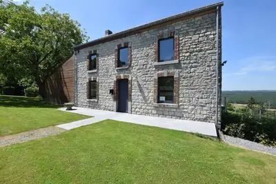 Image de Maison à Humain avec Bbq et Vue Nature