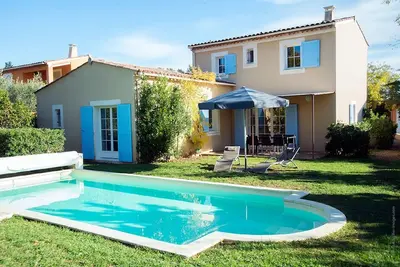 Image de Villa provençale avec piscine privée