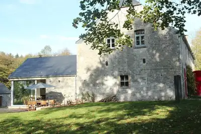 Image de Maison de vacances boutique avec piscine à Gesves