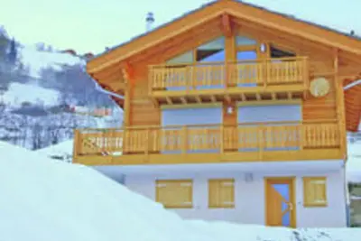 Image de Maison de vacances somptueuse avec balcon