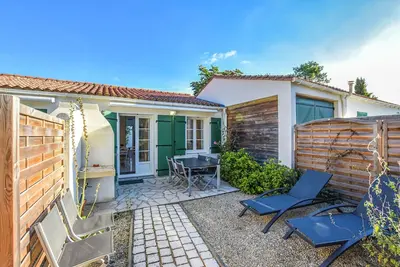 Image de Ancienne maison de vacances avec jacuzzi