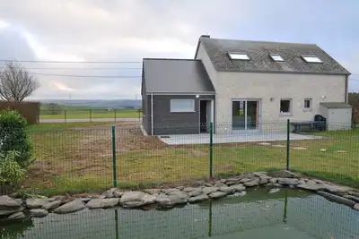 Image de Maison de vacances à Bertogne entre prairies