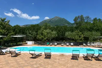 Image de Maison à San Cipriano avec piscine