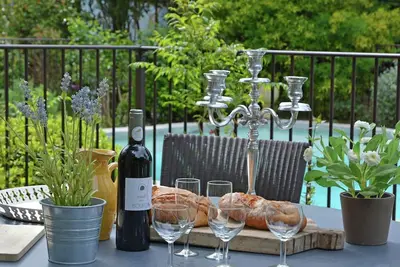 Image de Villa confortable avec piscine