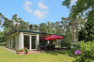Image de Maison à Huijbergen près de la Forêt