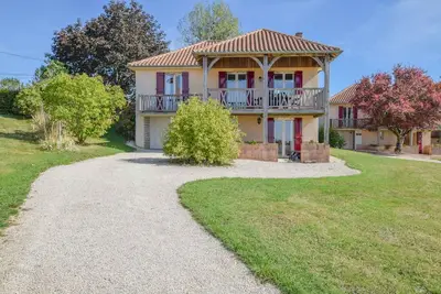 Image de maison de vacances dans le domaine de la Dordogne