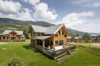 Image de Joli chalet avec bain Ă remous