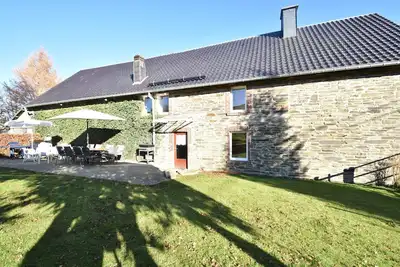 Image de Chalet de charme avec terrasse à Kuchelscheid