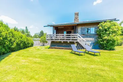 Image de Chalet à Malmedy avec Jardin & Cheminée