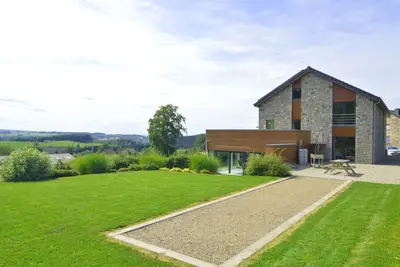 Image de Maison à Malmedy avec Piscine Intérieure