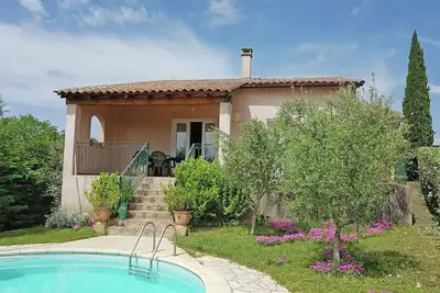 Image de Villa moderne avec piscine privée