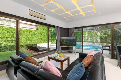 Image de Karon Beach Pool Villa