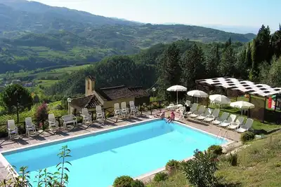 Image de Maison de vacances à Dicomano avec centre-ville