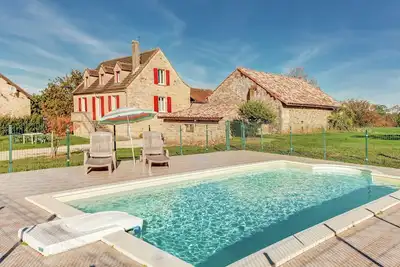 Image de Maison à Prats-du-Périgord avec Piscine