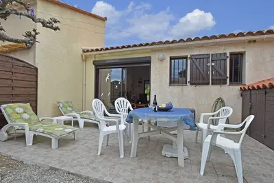 Image de Villa Ă Saint-Cyprien avec Vue sur Mer