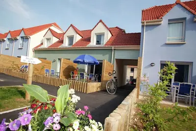 Image de Spacieux appartement côtier avec jardin