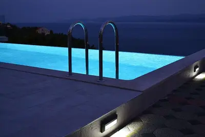 Image de Appartement à Celina avec vue sur mer et piscine