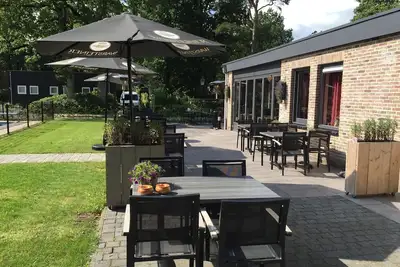 Image de Chalet avec lave-vaisselle près d'un parc national