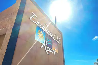 Image de Enchanted Isle Resort