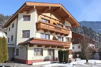 Image de Appartement de luxe au Tyrol avec sauna