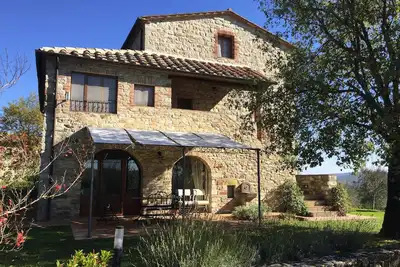 Image de Charmante villa toscane près de Sienne \/ Cadre privé captivant \/ Grande piscine