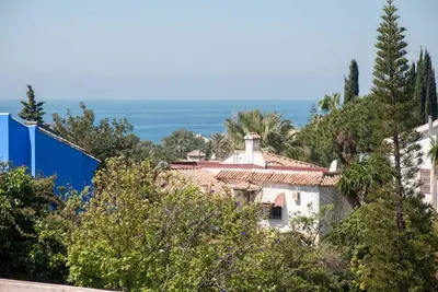 Image de Superbe terrasse de 35m2! Vues fantastiques sur la mer avec de superbes couchers de soleil! Wifi gratuit!