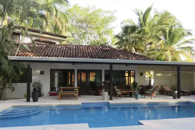 Image de Casa Oasis Avellanas - Large Tropical Villa with Pool, Walk to Beach 4Bd/5ba