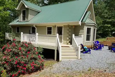 Image de Cottage Storybook charmant et lunatique