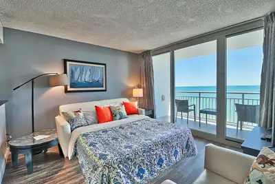 Image de Luxury 5beds / 2 Direct Oceanfront BALCs / Windows_on_ocean BRs / Wifi / Gym / Pools