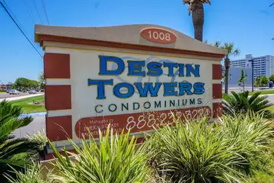 Image de Destin Towers-Prochaine Date Disponible: 24 août-7 septembre - Unité centrale sur la plage!