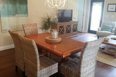 Image de Bungalow de luxe à Gulfport - Près des plages!