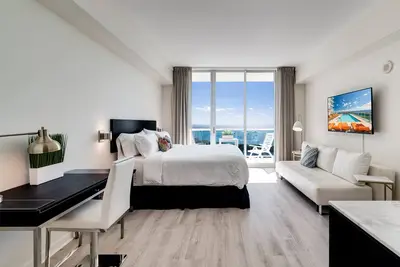 Image de Ocean Million Dollar View Studio (4 personnes) + balcon + parking + piscine + salle de sport # 1