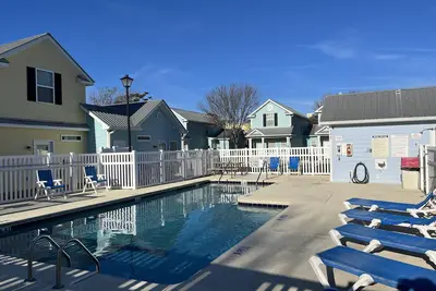 Image de Mrv25, chalet de 2 chambres Ă Myrtle Beach, 1 bloc de la plage!