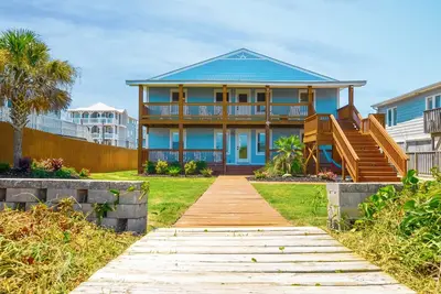 Image de Propriété face à l'océan - Nouveaux meubles améliorés - Accès à la plage privée
