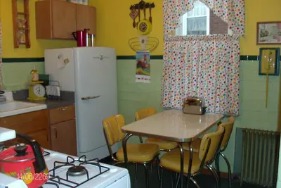 Image de Retro Retraite + Free Blast dans le passé dans cette unique Groovy Getaway