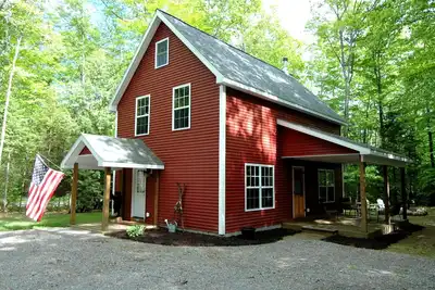 Image de Privé Kid \/ Pet \/ Eco friendly dans Adk w \/ Dock & Boat Slip