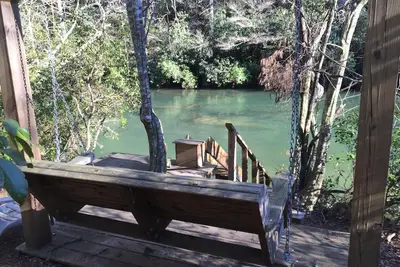Image de 6 Tubes, 4 Kayaks, Slide In River, Rope Swing & gt fishing