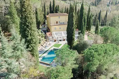 Image de Luxueuse villa toscane avec piscine - 3 août \/ 10 août dernière semaine disponible!