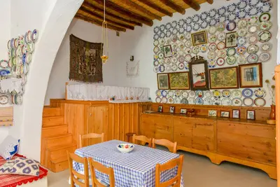 Image de Maison traditionnelle \"Serafi\" Archangelos Rhodes -Ambassadeur de la culture hellénique