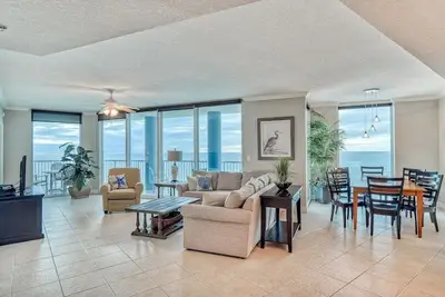 Image de UNITÉ De Coin Gorgeus West End À Palazzo! 3bd / 3ba ~ Ouvert du 12 au 16 mai! 199 $ / Nt! !