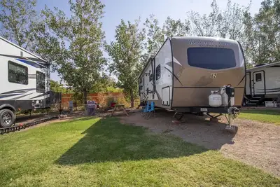 Image de Outdoor Oasis : Premier Trailer Ok37