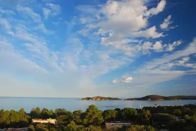 Image de Vue incroyable et promenade jusqu'à la plage