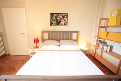 Image de Super emplacement confortable et calme